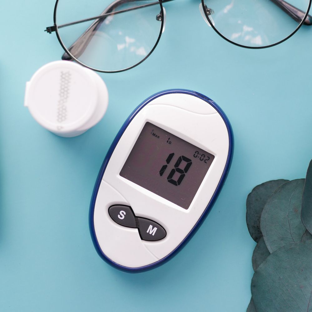 Glucometer Kit with 25 Strips